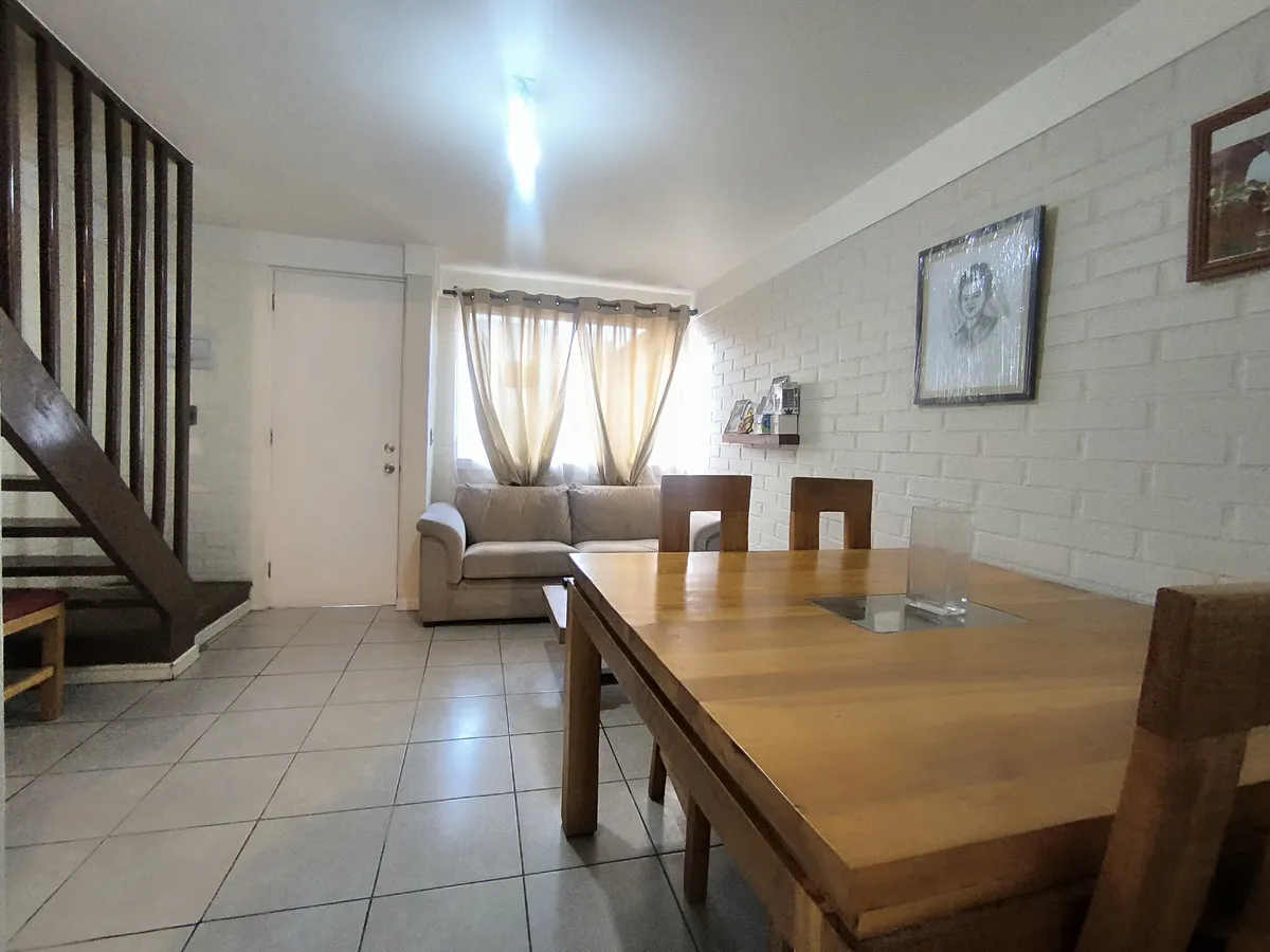 Imagen 3 de 24 de Venta Linda Casa Regularizada, Nos