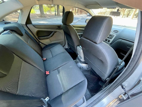 Imagen 9 de 10 de Ford Focus Ii 1.6 4ptas Trend Exe (l08)