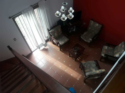 Imagen 3 de 14 de Triplex Estilo Casa Con Espacio Verde A Dos Cuadras Del Mar