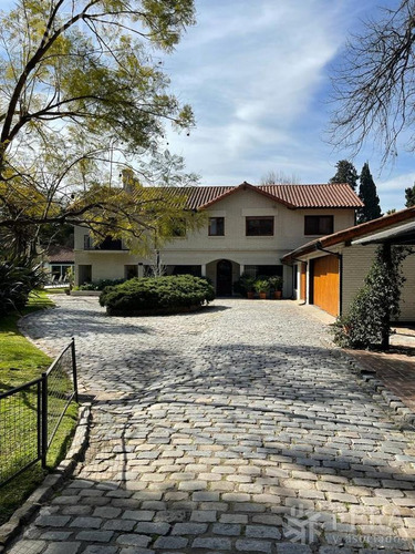 Imagen 1 de 12 de Importante Casa Con Parque En La Mejor Zona De La Horqueta.