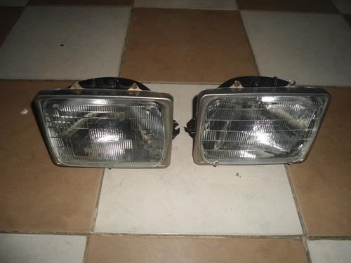 Faro Base Y Aro De Sylvania Ford F350 F7000 F8000 Econoline (Usado)