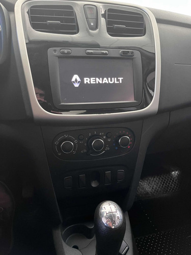 Imagen 12 de 20 de Renault Sandero 2016 1.6 Dynamique 90cv Abs Autoargentina