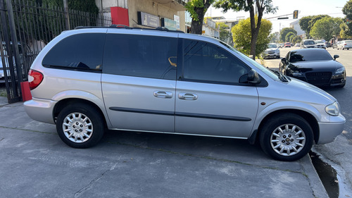 Chrysler Caravan 3.3 Se 3.3