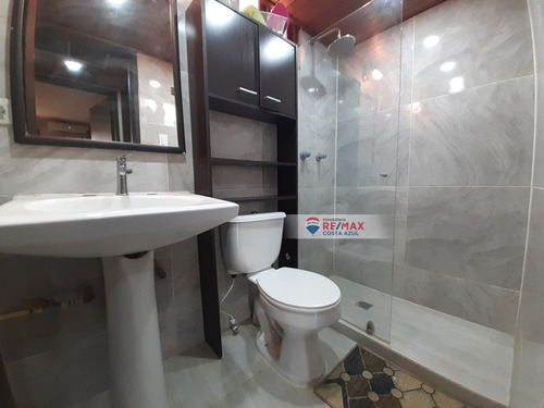Remax Vende Apartamento Con Hermosa Terraza En El Conjunto Los Cayos