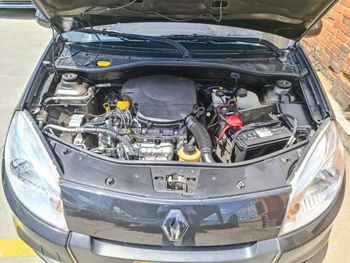 Imagen 2 de 14 de Renault Sandero