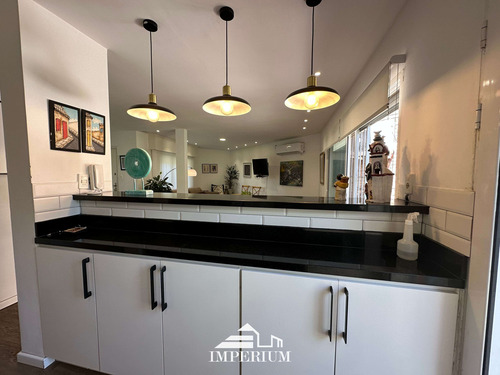 Casa Multifamiliar En P.u En Av. Rivera Y Uspallata, Con Dos Monoamientes, Patio, Barbacoa Y Cochera Para 2 Vehículos