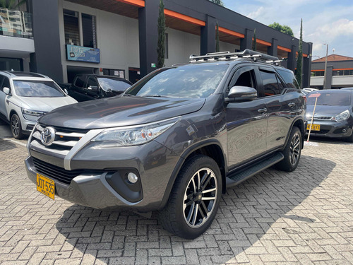 Toyota Fortuner 2.7l