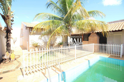 Casa À Venda No Jardim Alto Rio Preto Com 3 Quartos, 4 Vagas - V5003