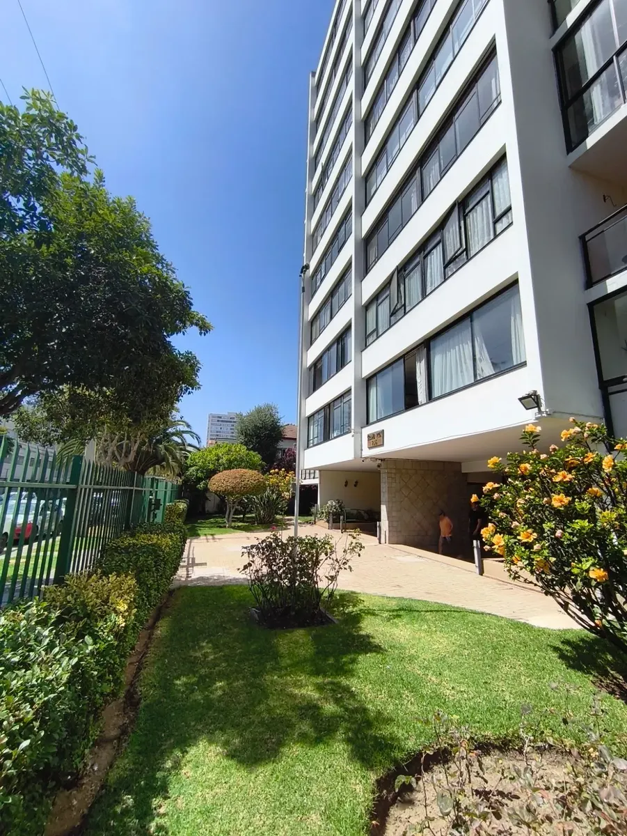 Imagen 1 de 17 de Departamento En Ubicación Privilegiada Plan De Viña Del Mar.