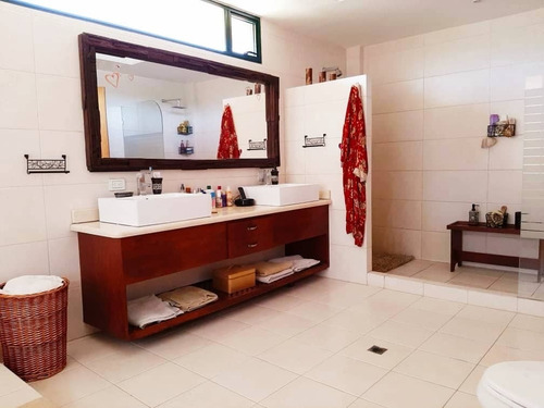 Imagen 5 de 24 de Casa En Venta Isla De Margarita Urb Casa De Campo Country Club Pampatar 1600 Mts