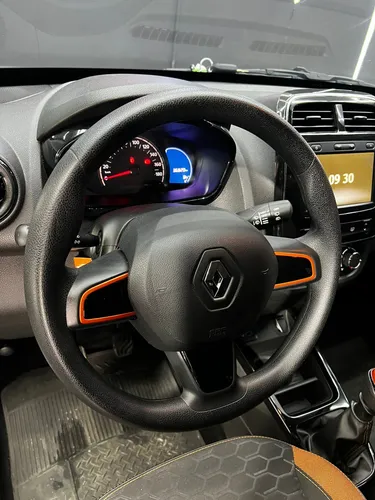 Renault Kwid 1.0 Outsider