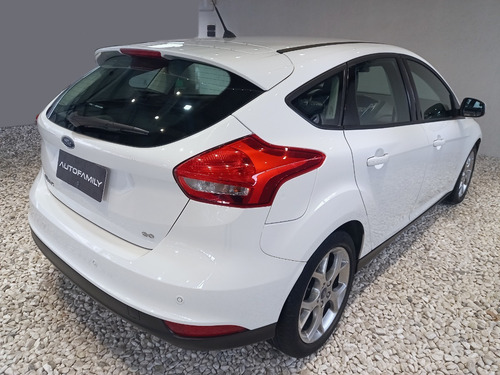 Imagen 5 de 13 de Ford Focus Iii Se Plus Full 2.0n 5ptas | 2015