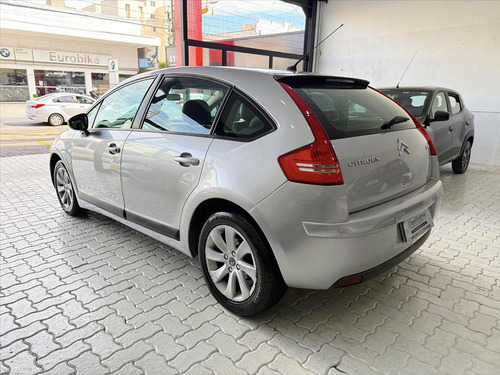 Citroën C4 1.6 GLX 16V FLEX 4P MANUAL