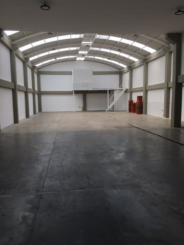 Imagen 6 de 11 de Bodega Industrial En Arriendo En Barrio San Carlos, Bogotá