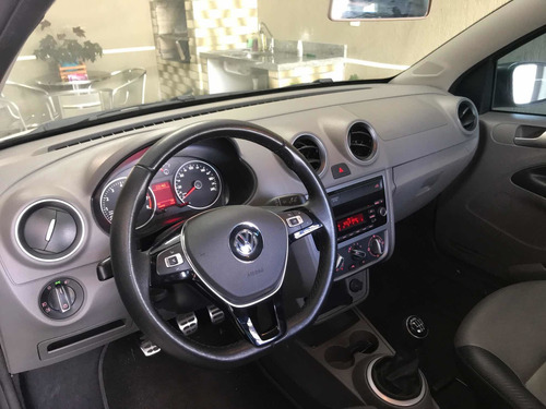 Volkswagen Saveiro 2015 1.6 Surf Cab. Simples Total Flex 2p