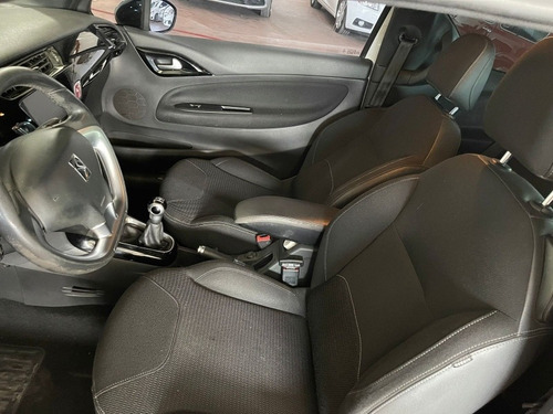 Imagen 10 de 15 de Citroën Ds3 2015 1.6 Vti 120 So Chic