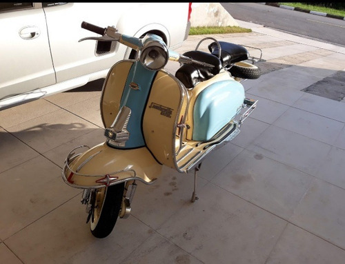 Moto Li