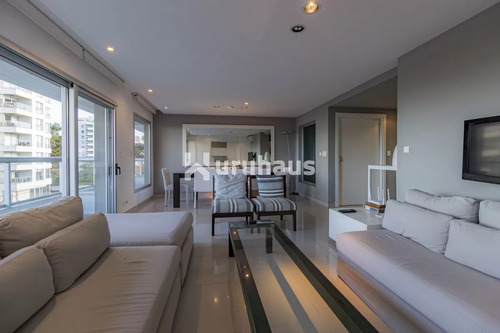 Alquiler Apartamento Tres Dormitorios Playa Brava Edificio Brava Biarritz