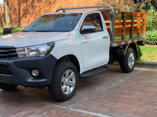 Toyota Hilux 2.7 Chasis 4X2