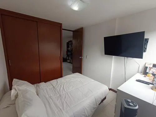 Apartamento En Venta En Los Colores. Cod V12009