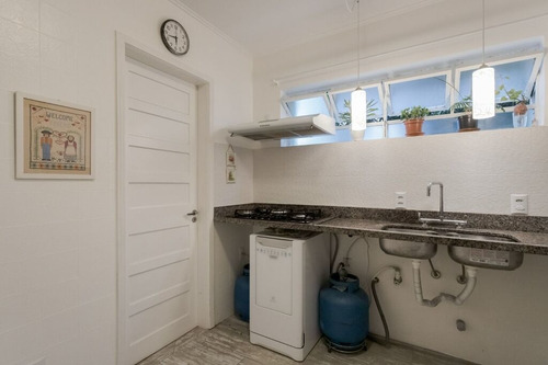 Imagem 22 de 28 de Apartamento À Venda No Bairro Petrópolis - Porto Alegre/rs - O-24671-40862
