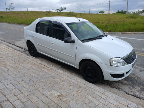 Renault Logan 1.0 16v Expression Hi-flex 4p