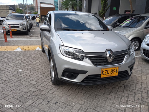 Renault Logan 1.6 Expression / Life +