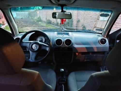 Imagen 8 de 14 de Volkswagen Gol 2011 1.6 I Power 701