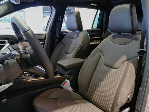 Imagem 12 de 14 de Jeep Commander Overland T380 Diesel 4x4 (aut)
