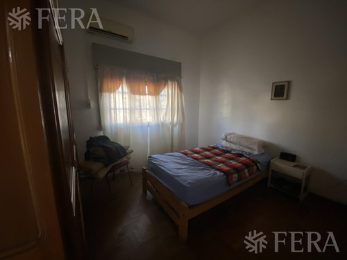 Venta De Casa De 3 Amb Con Local En Lanús Oeste