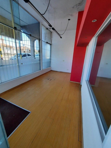 Zona Puerto - Local Comercial En Alquiler 36 Meses