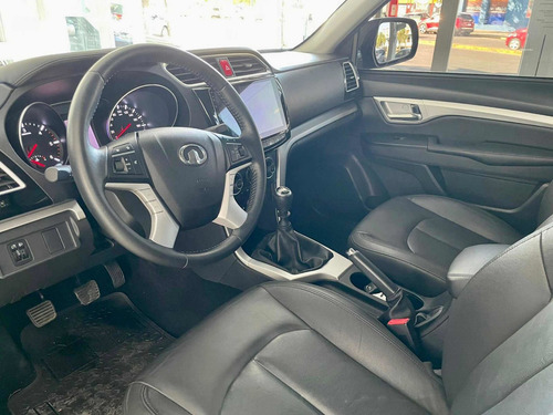 Imagen 7 de 16 de Great Wall Wingle 6 2018 2.0 Tdi Dc 4wd Dignity