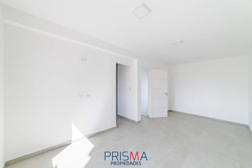 Imagen 5 de 17 de Casa A Estrenar. Claros Del Bosque. 175 M2 Cub. 3 Dorm