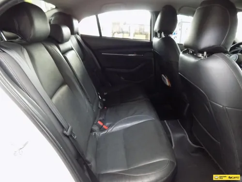 Mazda 3 2.0 Touring