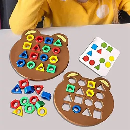 Juego De Puzzle De Formas De Colores