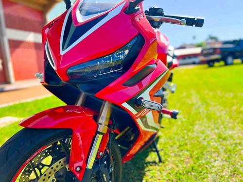 Imagem 3 de 9 de Honda Cbr 650r 2021