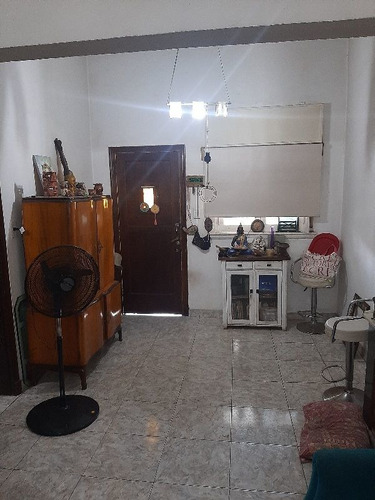 Inmueble Con 2 Departamentos A La Venta