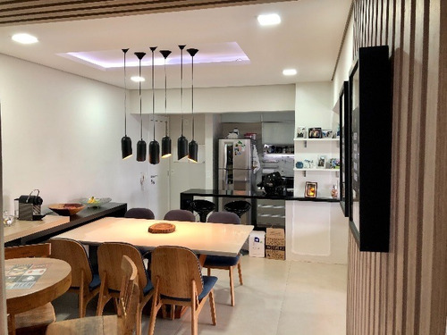 Apartamento À Venda Na Rua Vapabussu, Jardim Aeroporto, São Paulo - Sp - Liv-10175