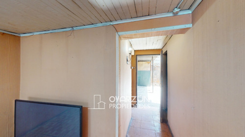 Casa En Venta De 6 Dormitorios 2 Baños 1 Estacionamiento