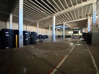 Imagen 5 de 14 de Impecable Galpon Con Oficinas !!, Arroyo Grande Y Vilardebo, Opcion Venta
