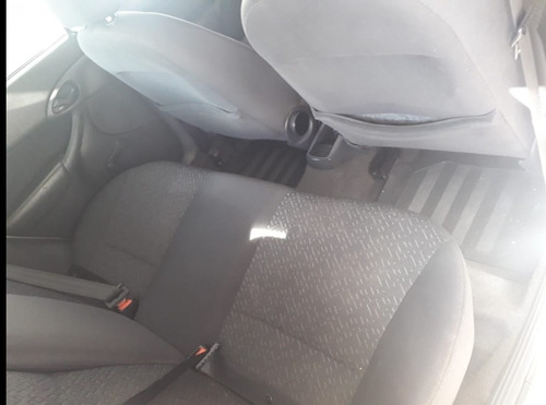 Ford Focus 1.6 Edge Mp3 2008