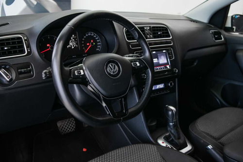 Imagen 7 de 14 de Volkswagen Vento Comfortline Plus L4 1.6l Abs Ba Ac Tip 2020
