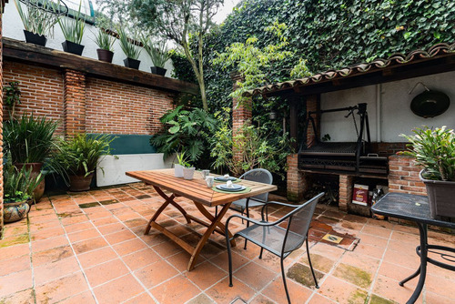 Casa Con Seguridad En Bosque De Las Lomas