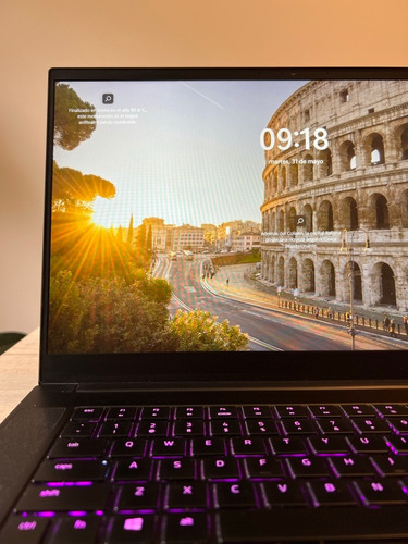 Razer - Blade 15.6  Gaming Laptop - Intel Core I7 - 16gb Mem