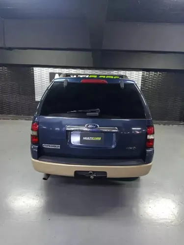 Ford Explorer Eddie Bauer