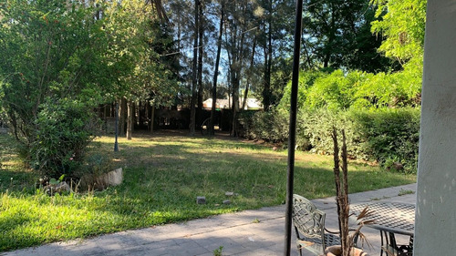 Imagen 9 de 12 de Solo Marzo Casa Quinta Con Pileta Para 6 Personas En San Vicente - Alquiler Temporal - Parrilla