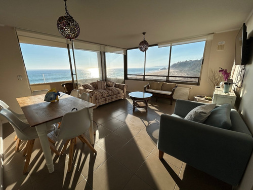 Vende Departamento 3 Dorm. 2 Baños, Primera Linea De Playa.