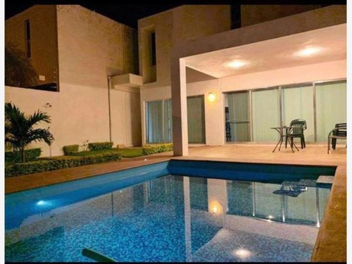 Imagen 2 de 12 de Casa Sola En Renta Xcumpich