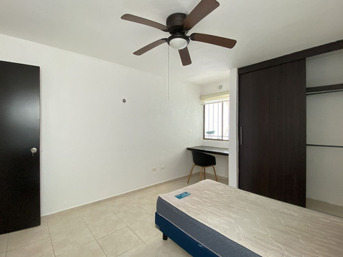 Casa Amueblada En Renta/venta En Las Americas Ii