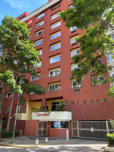 Bello Y Amplio Apartamento Dúplex En Venta El Rosal Caracas 23-31423